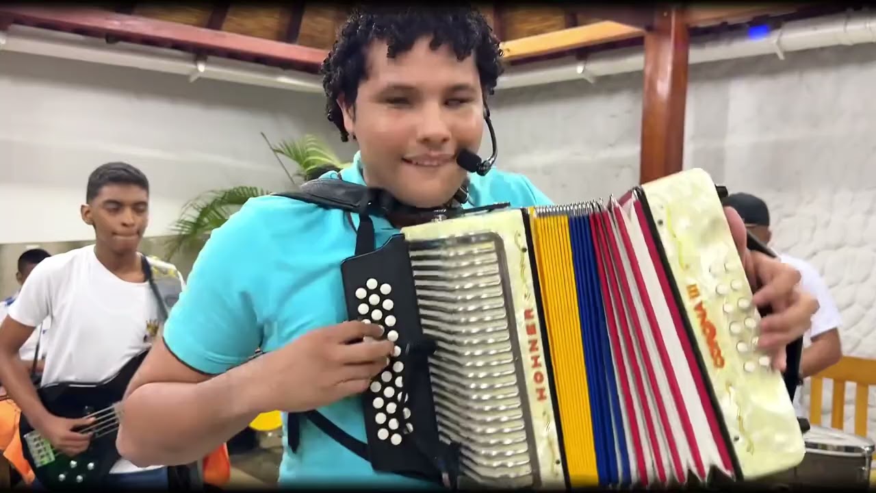 Esos ojos negros Juan David Atencia y su agrupación🎶