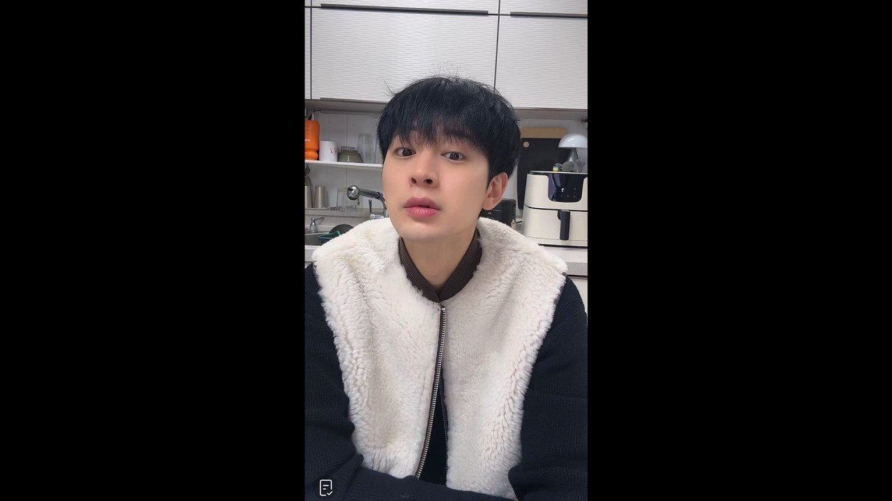 260310 Song Yunhyeong (송윤형) Tiktok Live