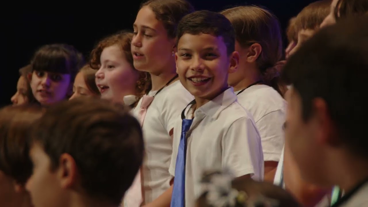 CORO CEIP JULIÁN MARÍAS
