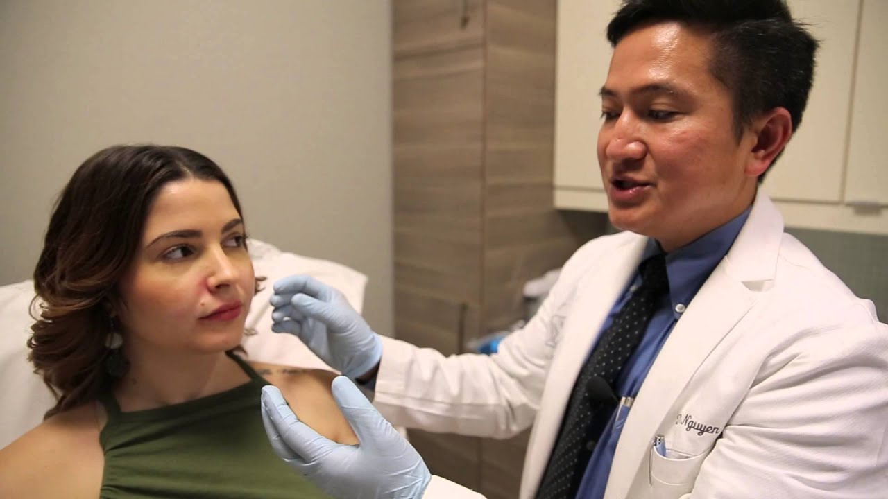 Botulinum toxin injection for facial contouring (jaw slimming)