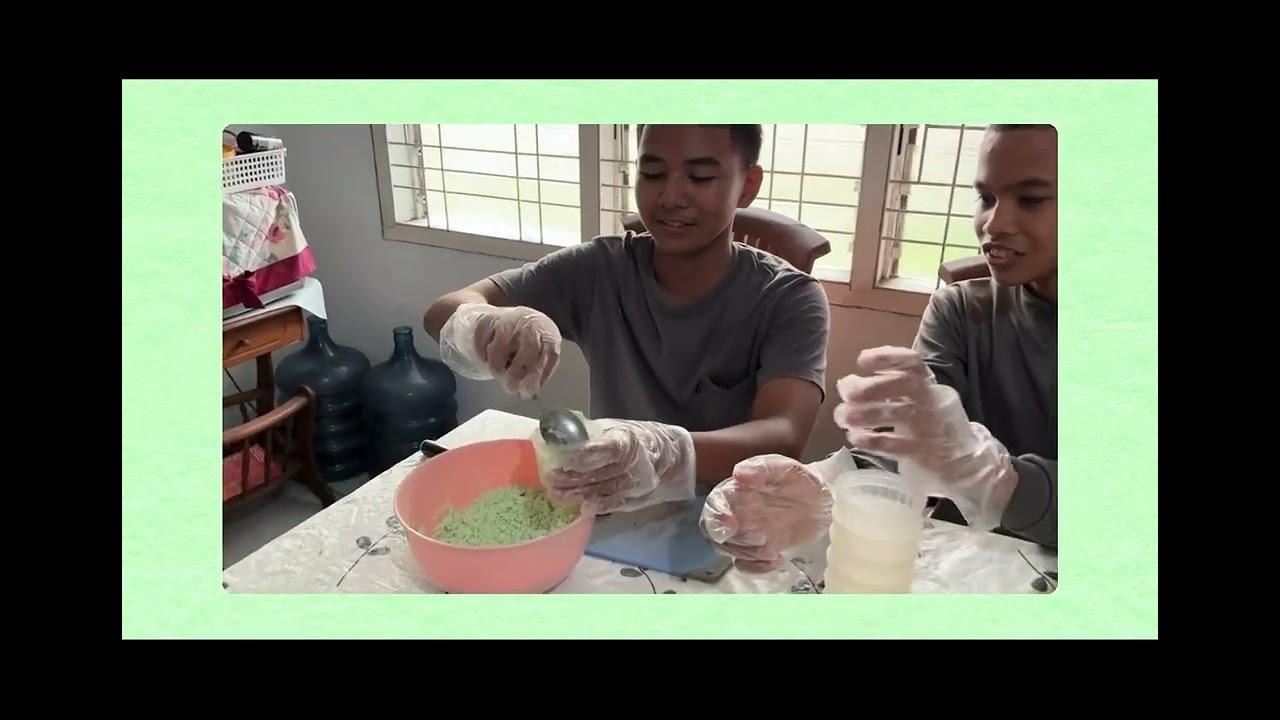 Group 7.”Kue Putu And Es Timun Serut”