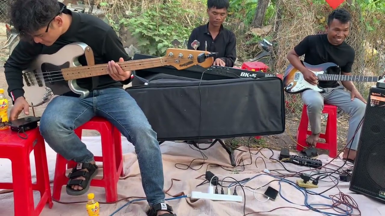 Ngoài 30 2026