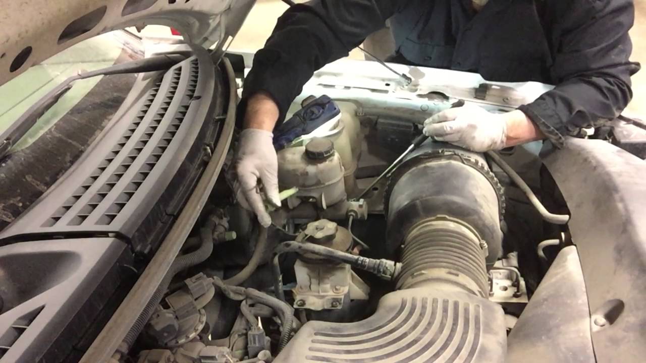 Ford F150 Горит контрольная лампа тормозной системы
