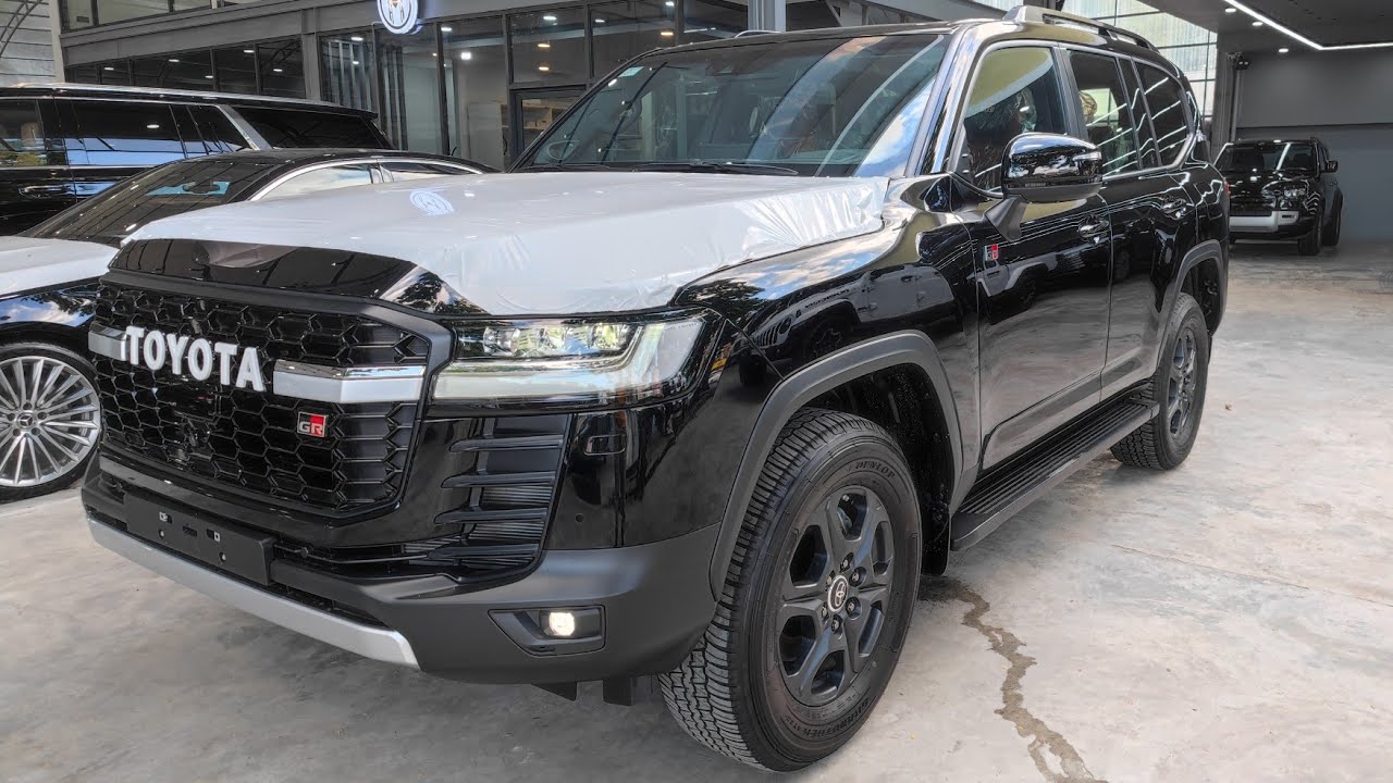 2023 Toyota Land Cruiser GR Sport 3.5L V6 Twin Turbo - Black Color | Sound, Interior and exterior