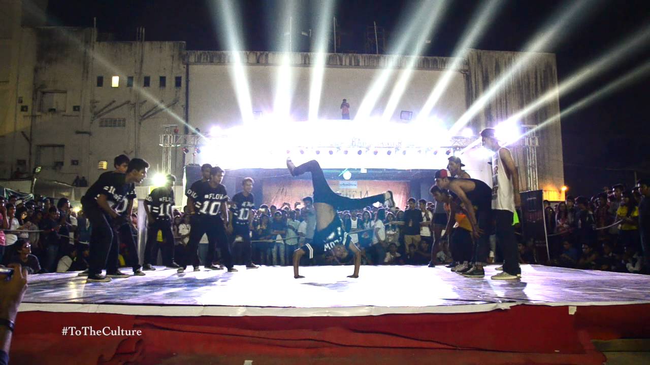 HR College - Final Street Dance Battle at  kshitj'14 | Mithibai College fest