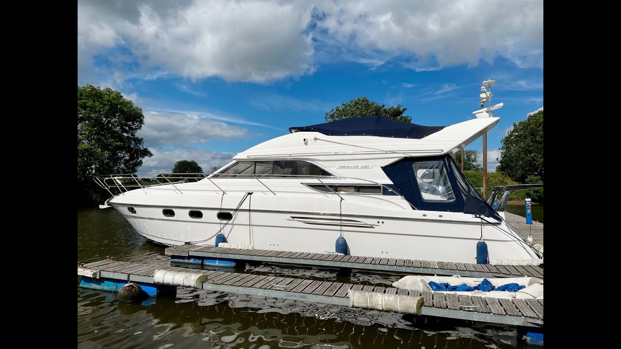 Princess 440 3 Cabin Flybridge For Sale at York Marina