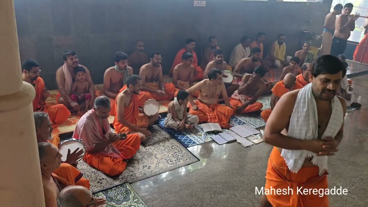 Nambide ninnaya charanavane  