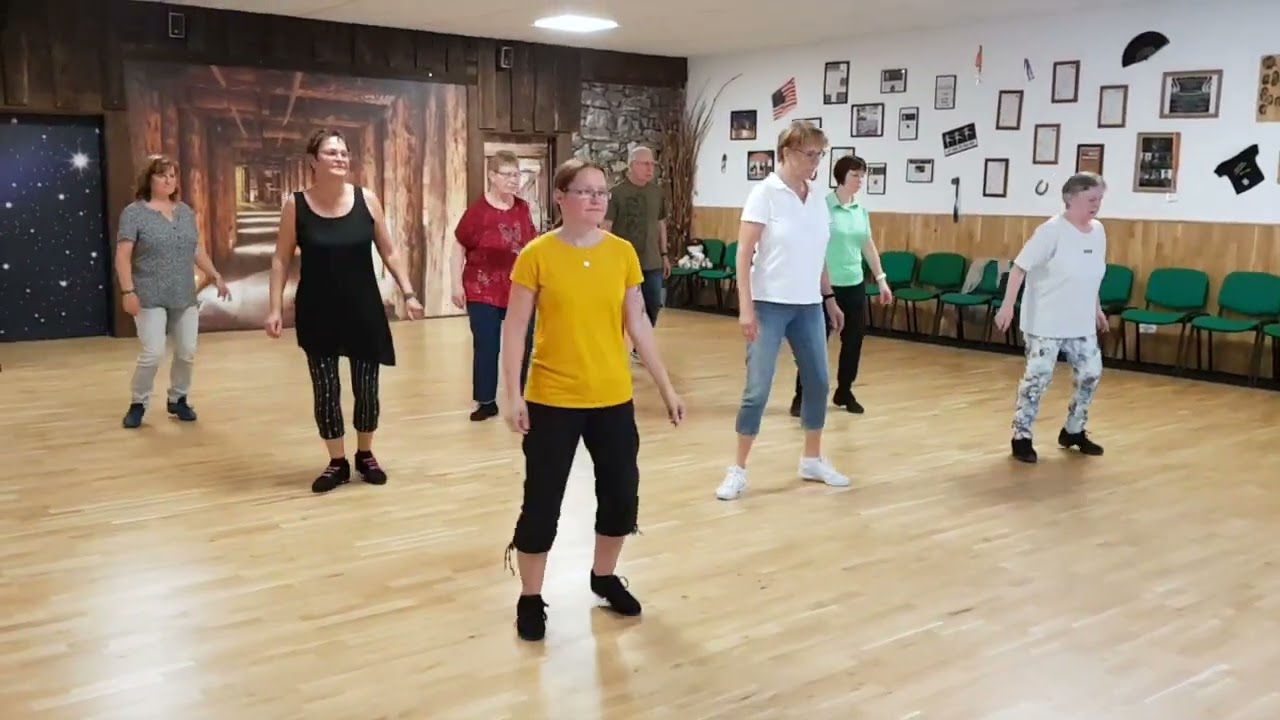 WE SPEAK COUNTRY choreographed by Silvia Schill, Line Dance (We Speak Country by Cody Hibbard)