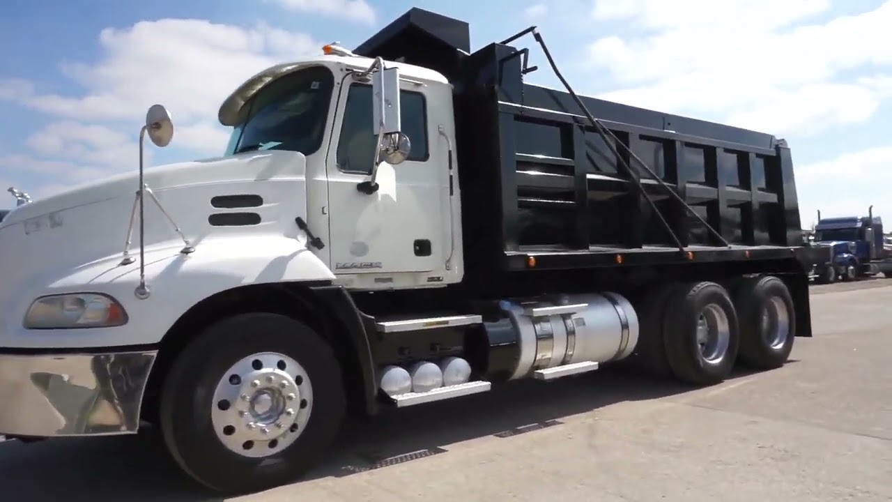2016 MACK PINNACLE CXU613 For Sale