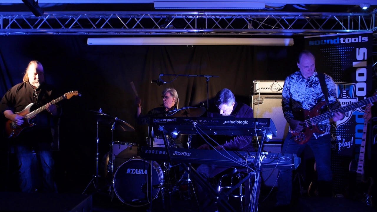 Strandberg Project LIVE!  Behind The Curtains