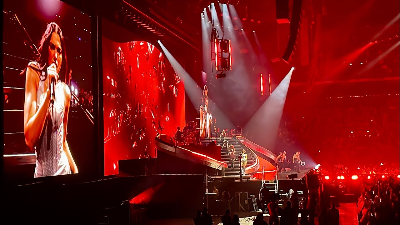 Dua Lipa - Break My Heart Live Radical Optimism Tour Paris Defense Arena 23.05.25