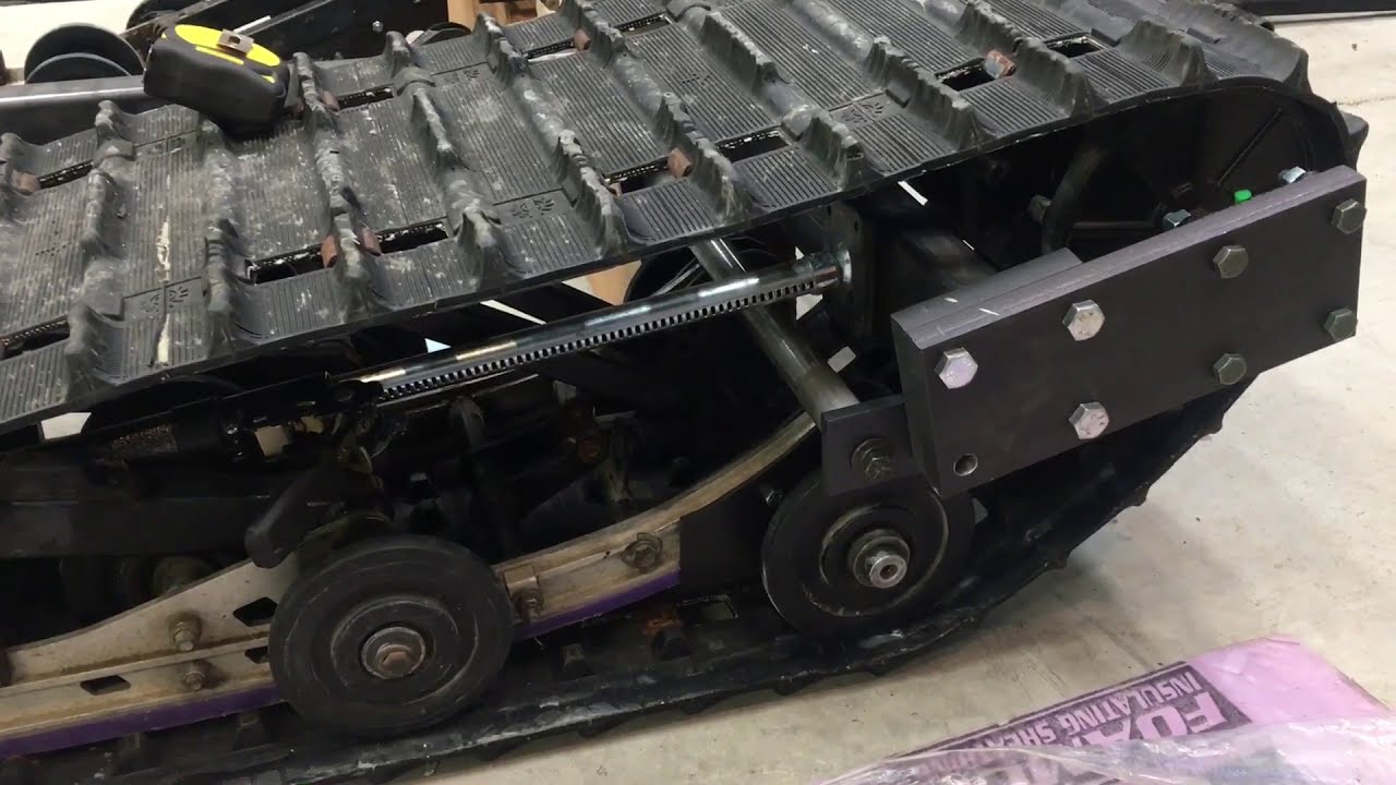 Mini Snow Cat pt10 - undercarriage installation