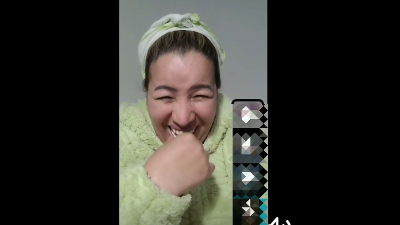 😅 