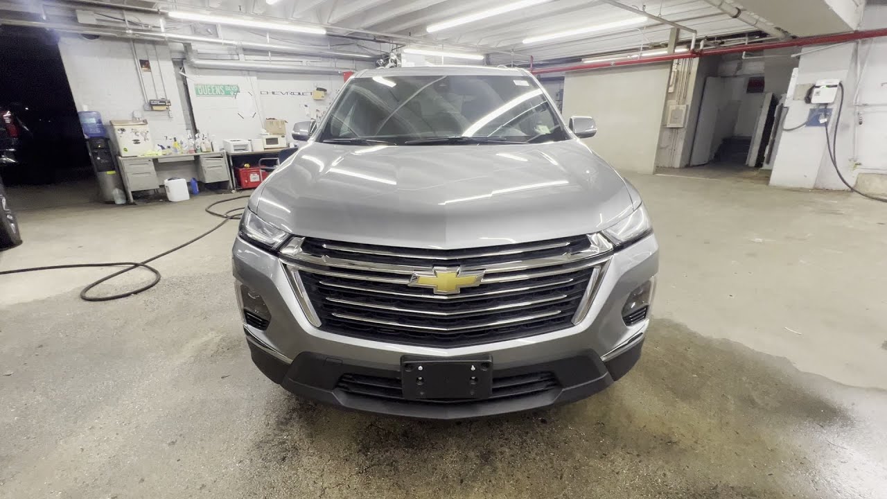 Used 2023 Chevrolet Traverse LT Leather 1GNEVHKW7PJ210758 Douglaston, Queens, Long Island