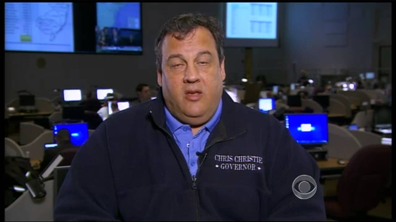 Gov. Christie tours NJ shore ravaged by Superstorm Sandy