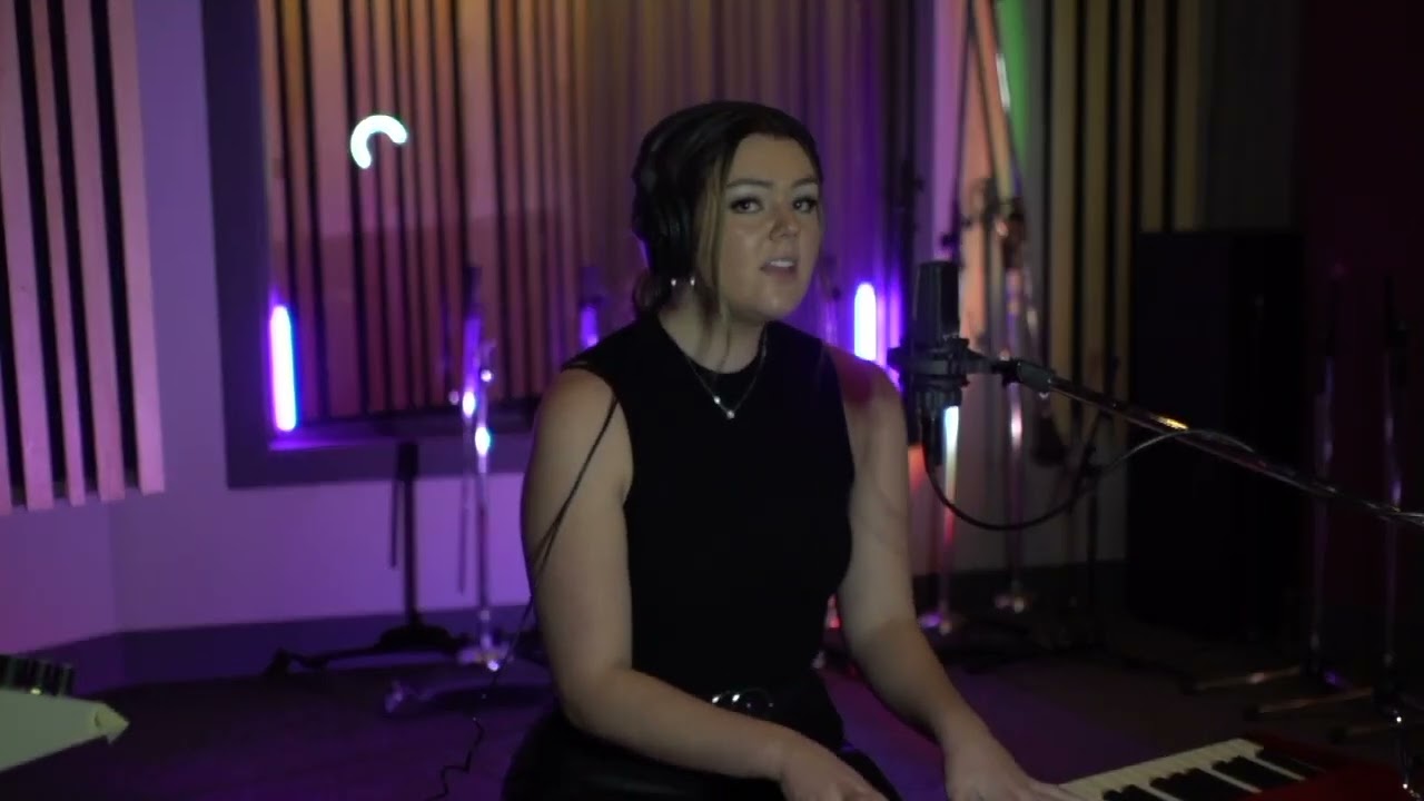 Mikalyn - Defenseless (Acoustic)