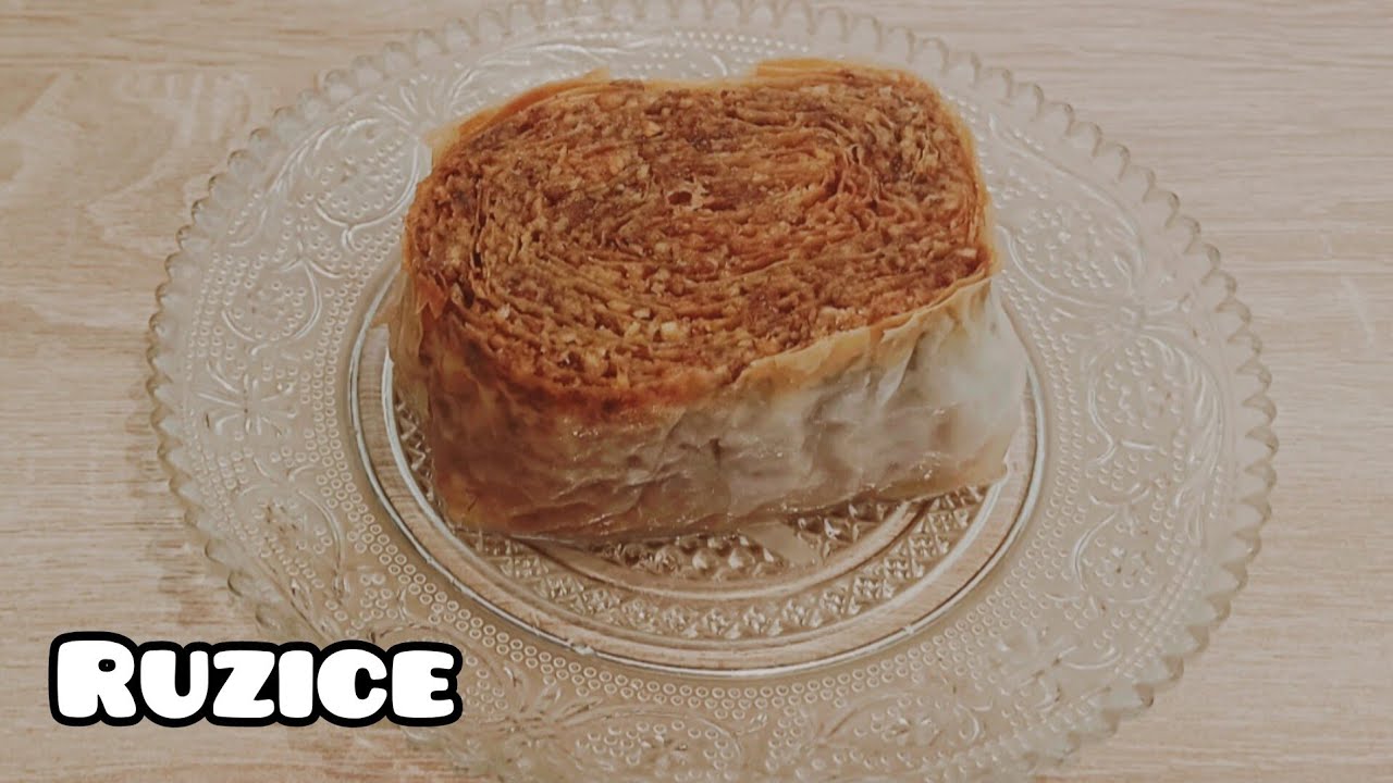 SOČNE RUŽICE s orasima