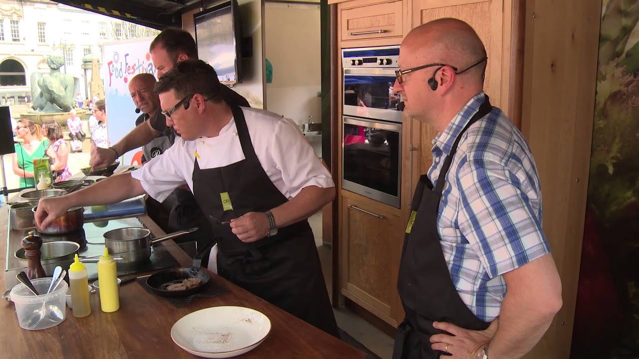CBD Food Festival Demo 2014 - Purnell's and Opus at Cornwall Street