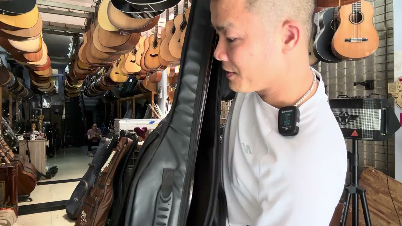 Nhận Và Hoàn Thành Những Cây Đàn Sửa Cuối Năm Cho Mọi Người . Zalo 0987646639