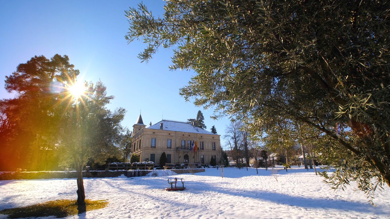 mairie de Prades (66) film retro 2020 et voeux 2021