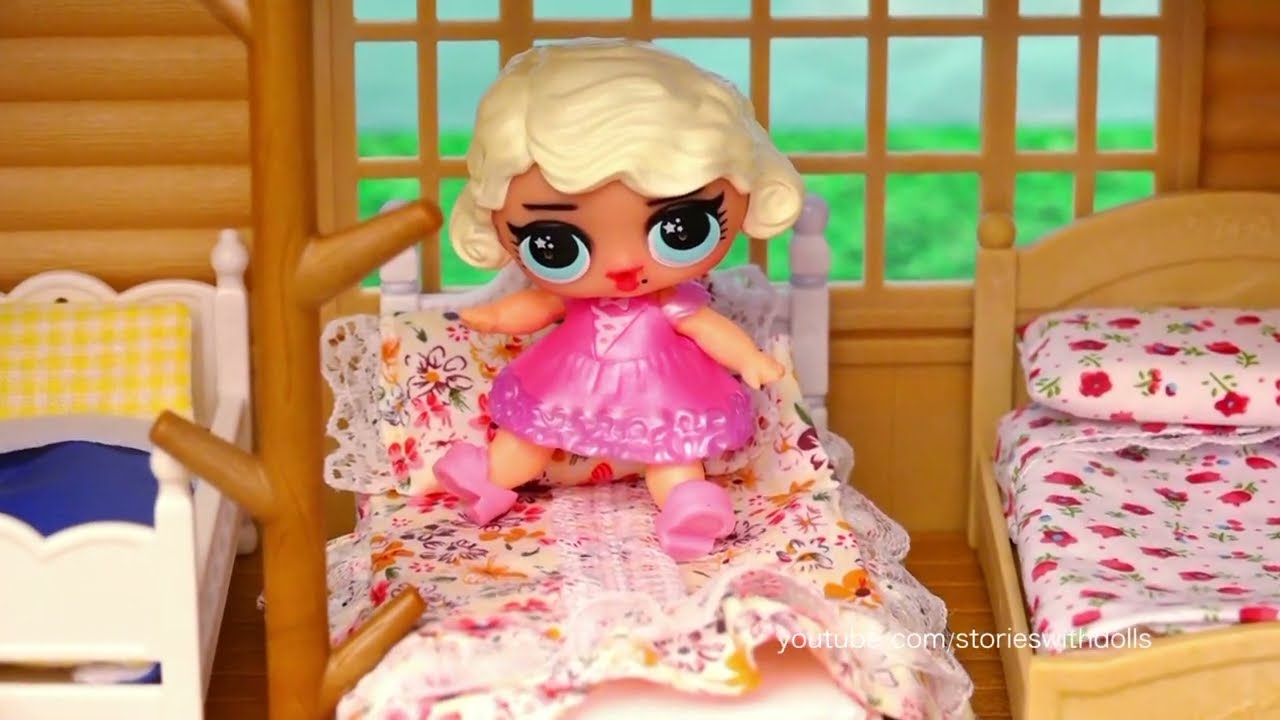 Goldilocks & the 3 Bears Story ! Toys and Dolls Fun | Sniffycat