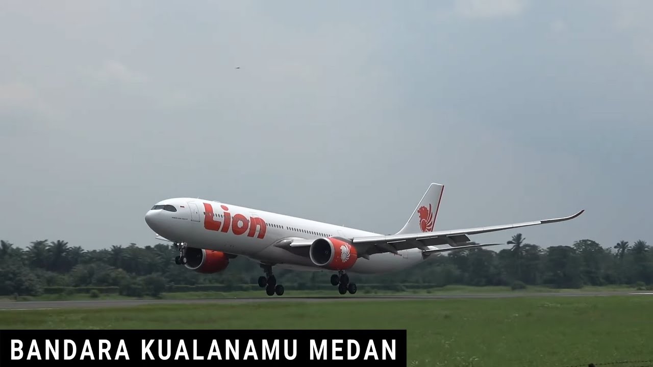 Plane Spotting di Bandara Kualanamu Medan, Nonton Pesawat Terbang Saat Landing dan Take Off