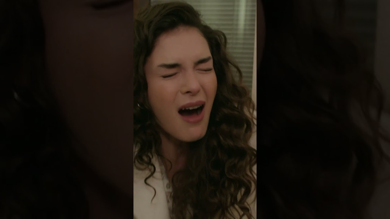 Reyyan Miran'ın kucağında apar topar acile yetiştirildi #hercai