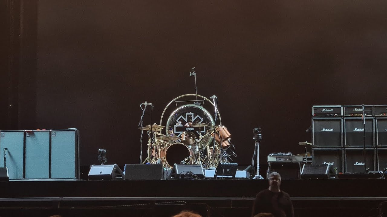 Red Hot Chili Peppers - Intro/Can't Stop (NOS Alive 23)
