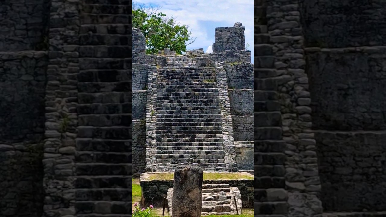 Pir&aacute;mide Maya  Punta Sam #quintanaroo #ruinasmayas #mayas #mexico #cancun #rivieramaya