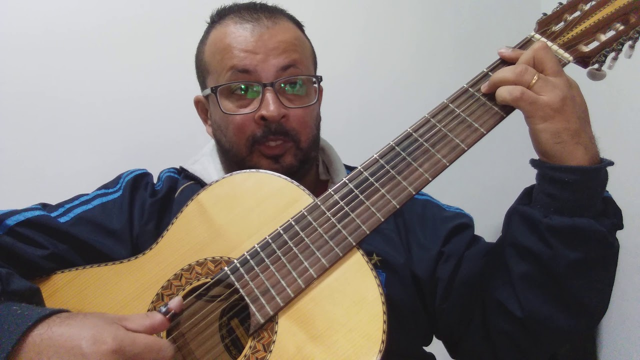 A Batucada dos nossos tantãs fundo de quintal