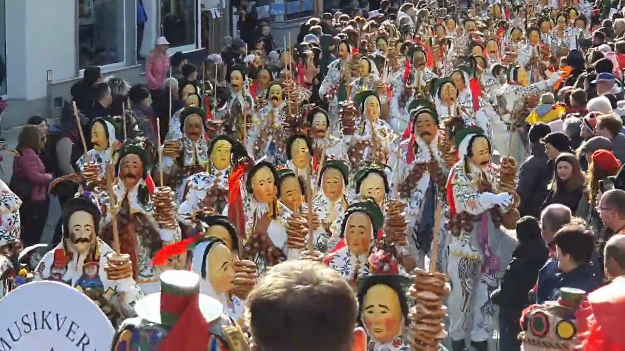 Narrensprung Oberndorf am Neckar 2024 - Fasnet - Narro (mittags)