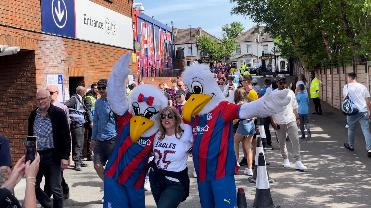 Crystal Palace v Man Utd, End of season, Walk around selhurst park 22/05/2022