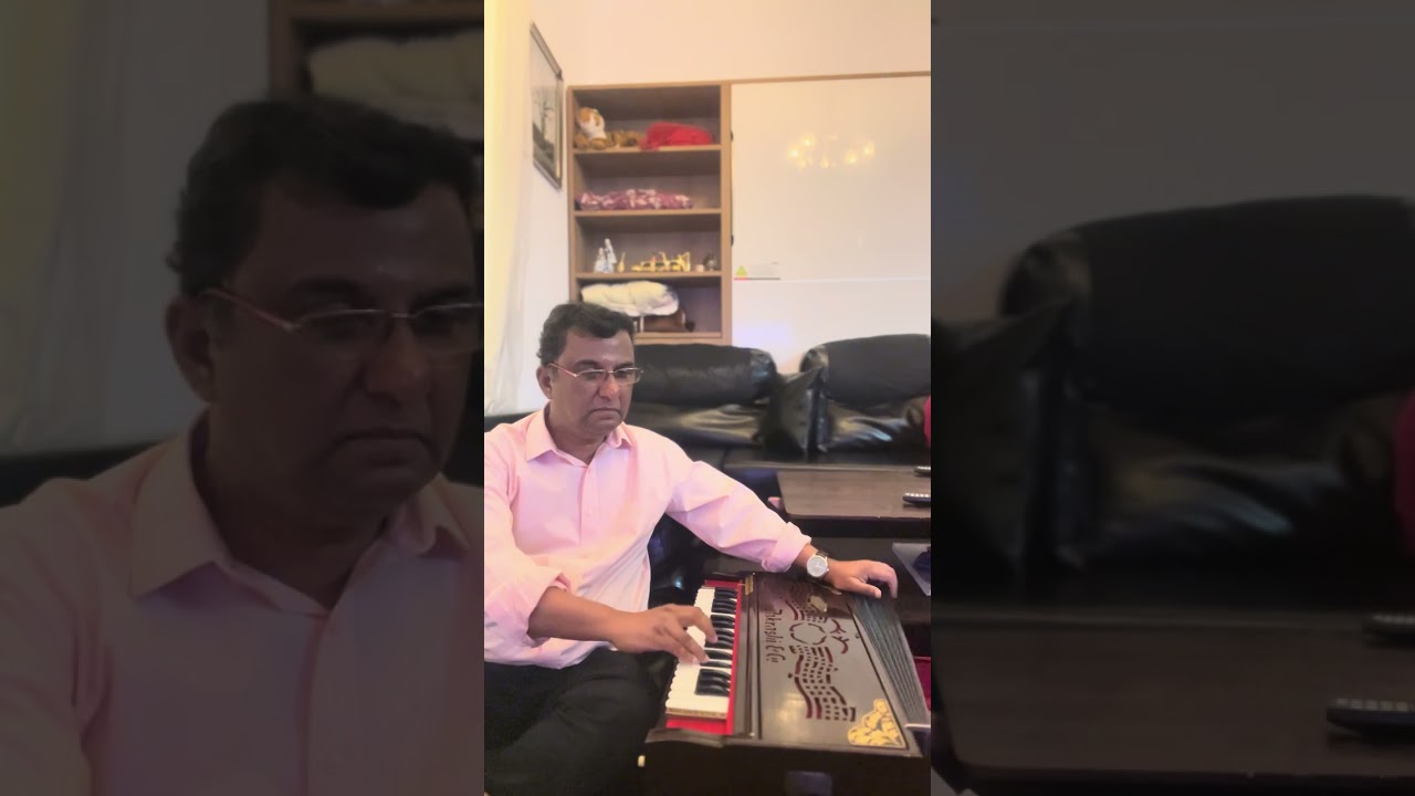 &ldquo; Raa kuyile urangu &ldquo; a beautiful Malayalam song - live playing