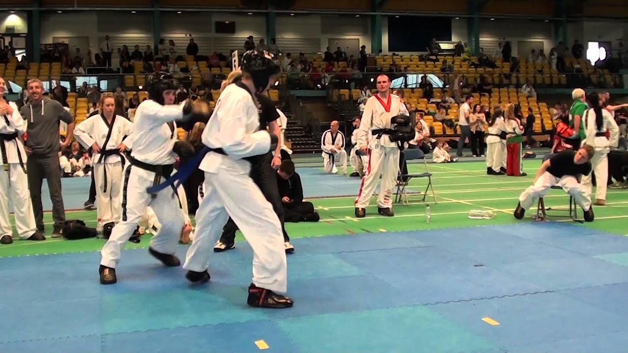 2015 TAGB Welsh Taekwondo Championships Nikki Francis vs