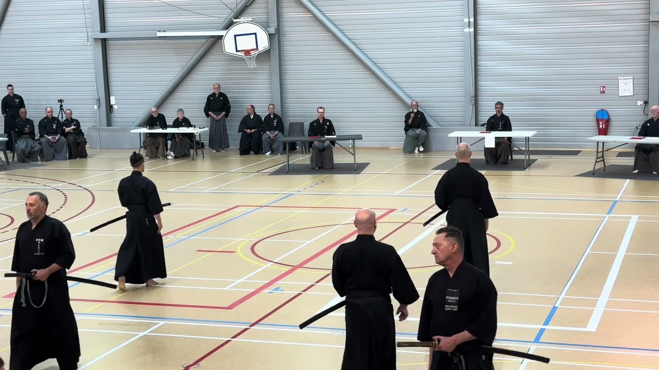 Iaido CDF équipes 2025 - Toshinkai (rouge) vs Saint Jean (Blanc)