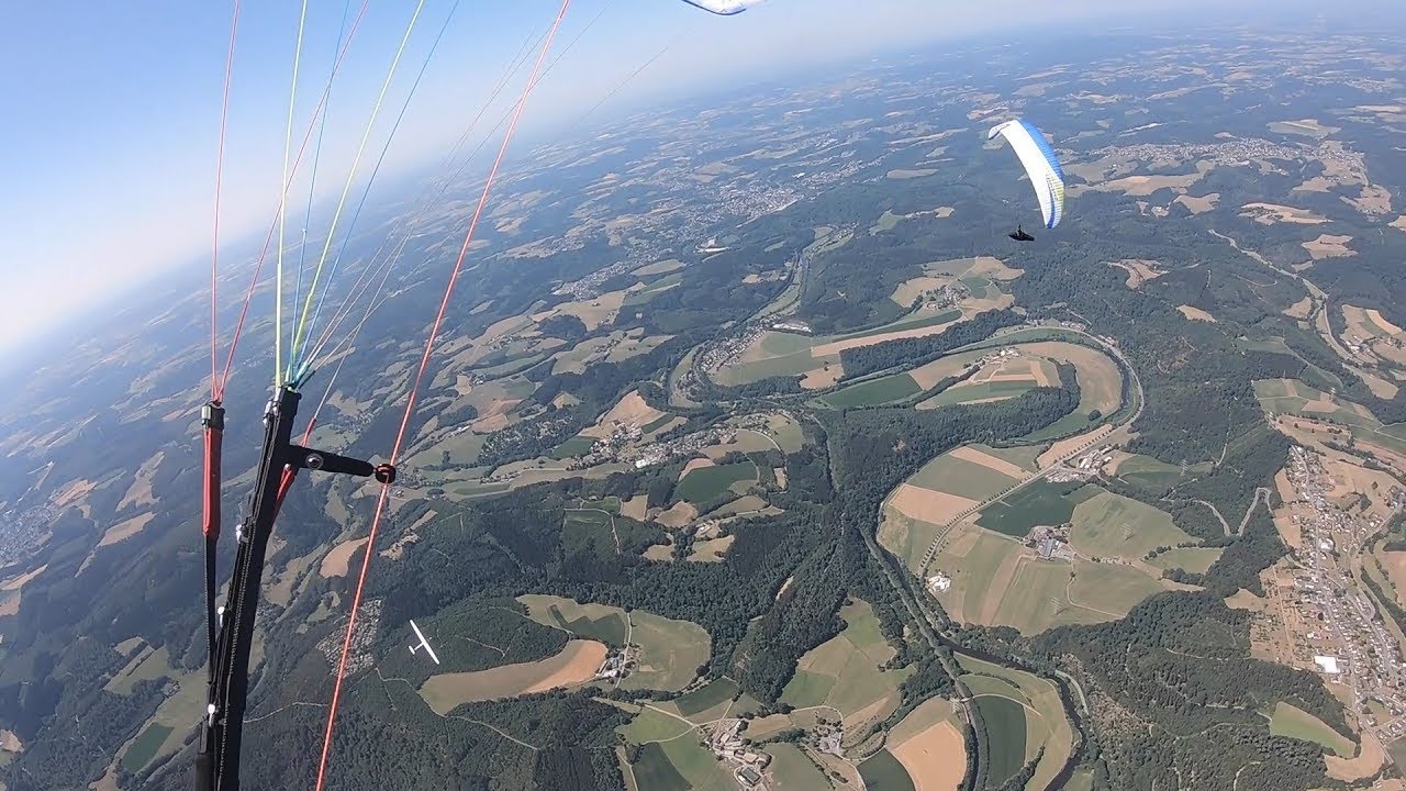 Ein schnell gemachtes Video von meinem 124km FAI Dreieck im Sauerland/Westerwald.