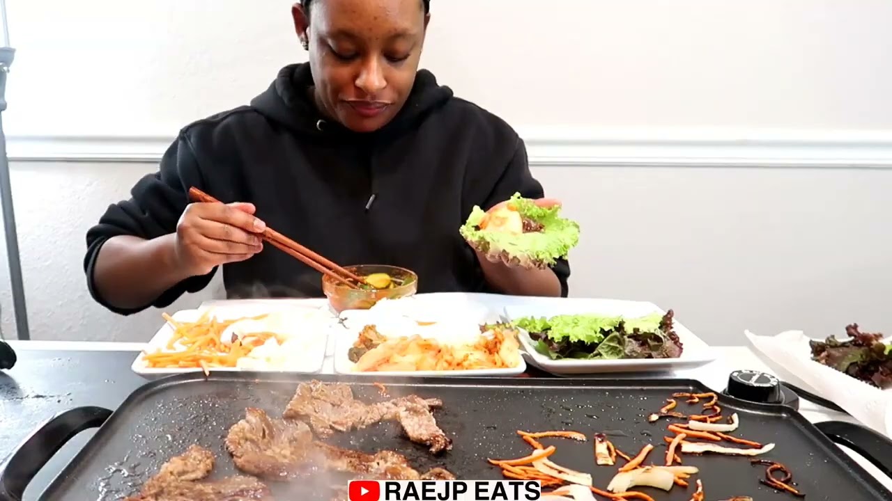 ASMR EATING KOREAN BBQ SSAM WRAP BEEF BRISKET KIMCHI PICKLE RADISH MUKBANG ASMR 먹방 REAL EATING SOUND