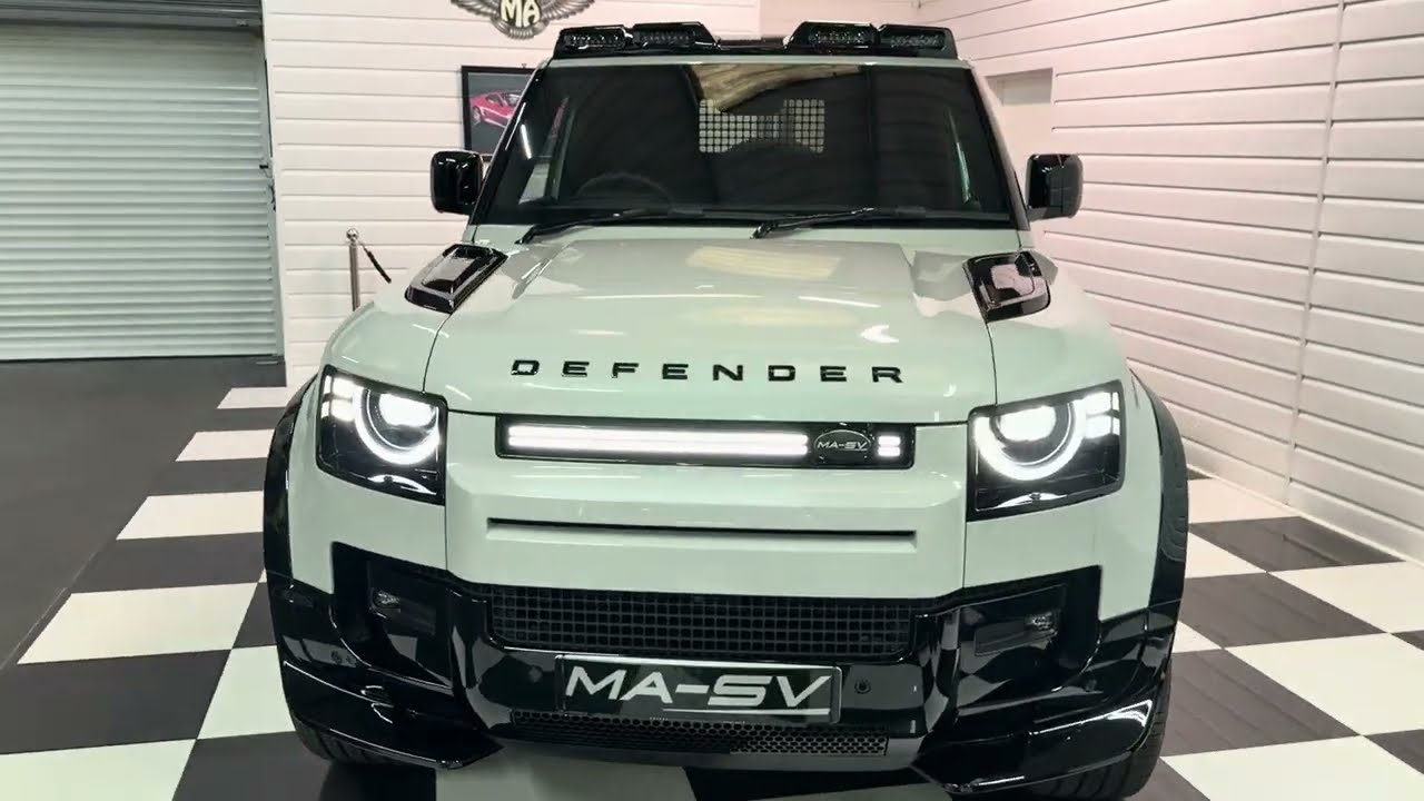 2026 (75) Land Rover Defender 90 Hard Top D250 3.0 S Commercial MA-SV Edition Borasco Grey