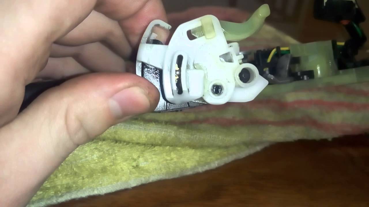 Peugeot 308 ремонт замка водительской двери