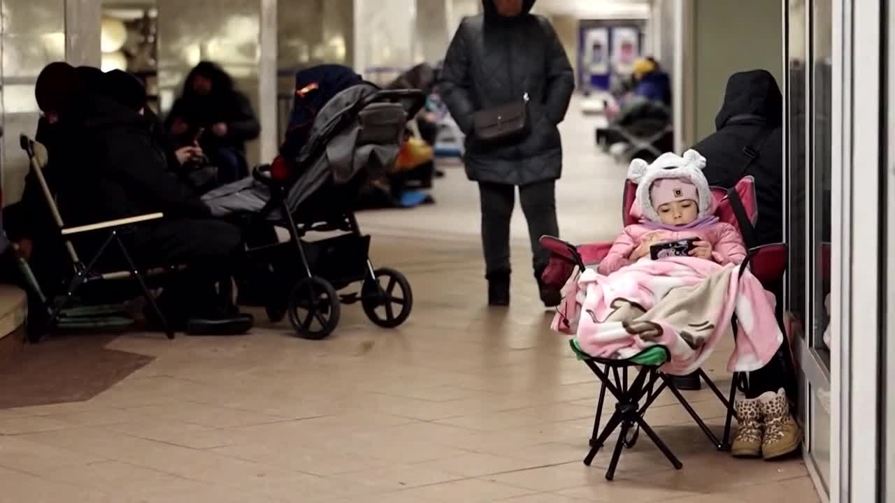 Four years into Russia's war on Ukraine, civilians battle bombs and bitter cold