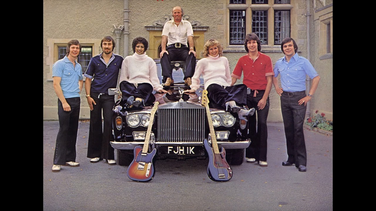 Don't Leave Me This Way - Nito's People