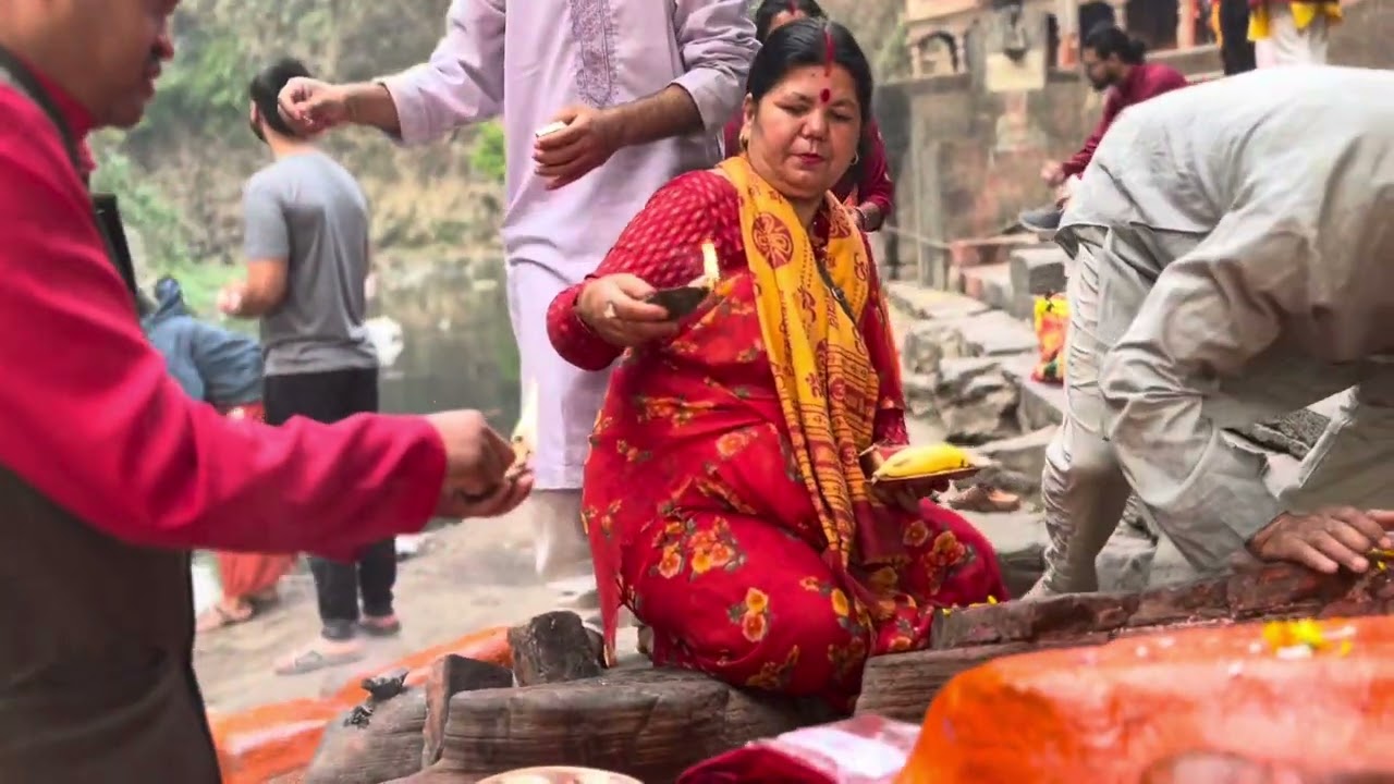Pashupati Darsan (Part 1) || Nepal Diaries || Empty Mind Travel