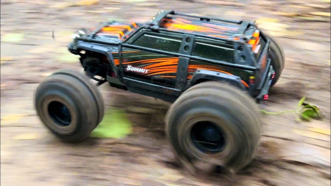 The MOST CAPABLE RC You Can BUY - TRAXXAS SUMMIT ~ Crawler and Basher!!