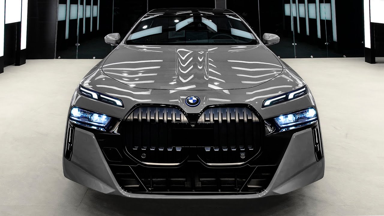 New 2023 BMW 7 Series - Super Luxury Sedan in details