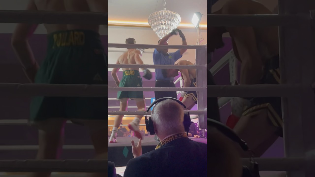 Willie Pollard gets off the floor for WILD COMEBACK #boxing #knockout #ausboxing