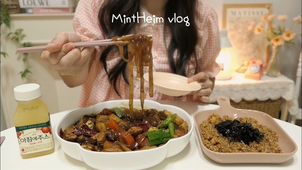 SUB)what i eat in a day🍗Приготовление острой курицы с колой & Buldak Curry🍛новый набор горшков/Корея