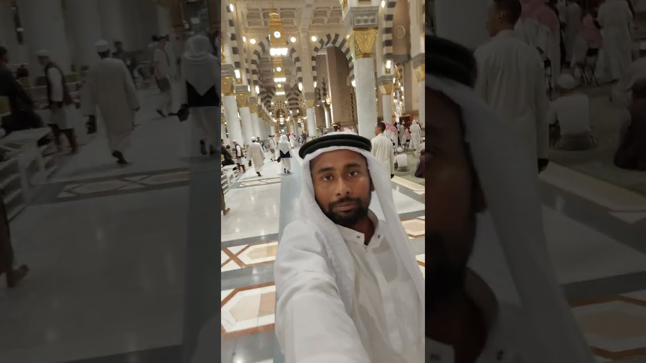 Nababi Masjid er Vitor e