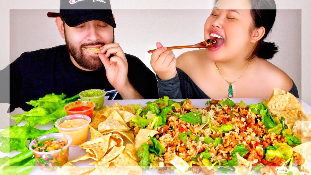CHIPOTLE EATING SHOW MUKBANG 먹방