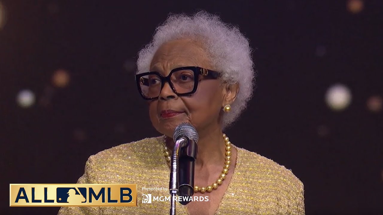 Billye Aaron presents the Hank Aaron Awards