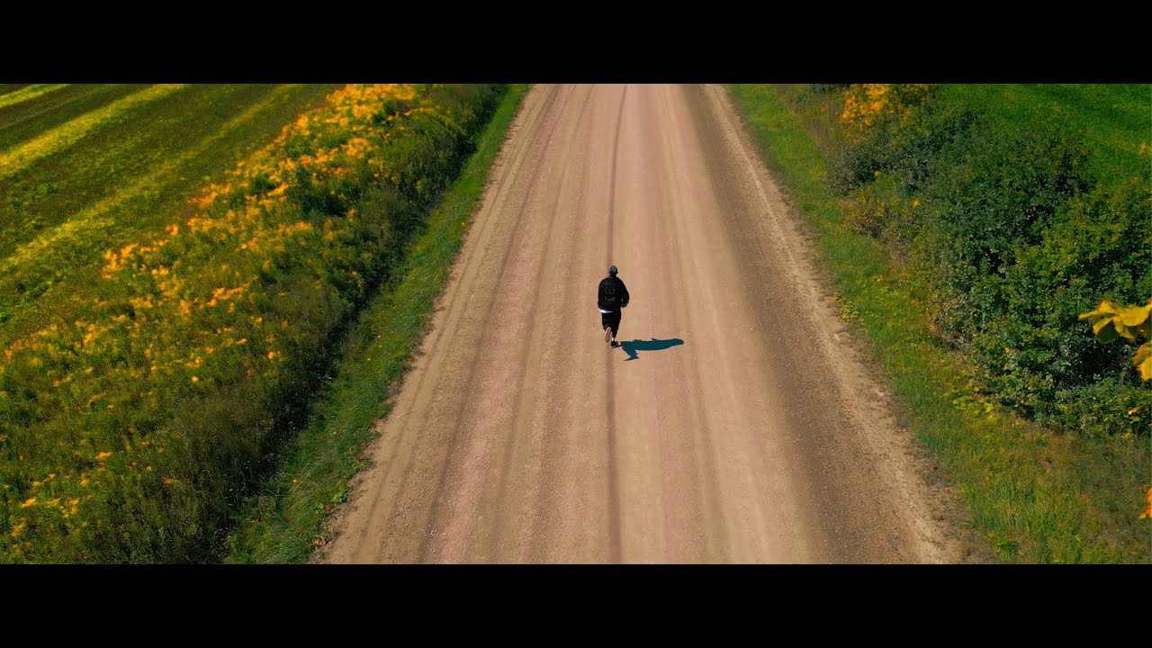 jev. - FAMOUS (OFFICIAL MUSIC VIDEO)